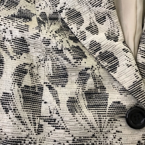 Lafayette 148 Floral Print 2 Button Blazer Jacket - Picture 5 of 9